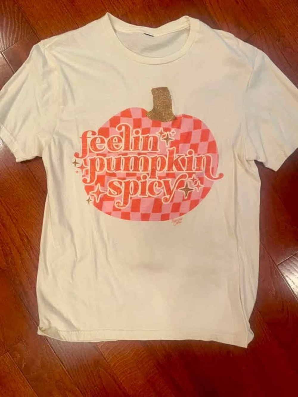 Feelin' Pumpkin Spicy Graphic Tee - White with Pink Pumpkin
